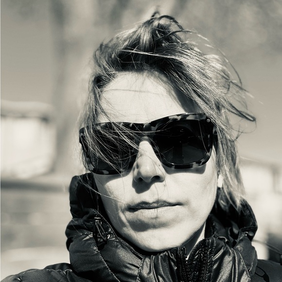 Meet your Posher, Maria - Picture 1 of 1